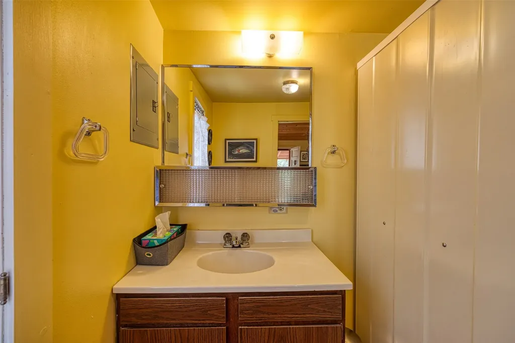 8 N Cooper Lane Cascade MT 59421