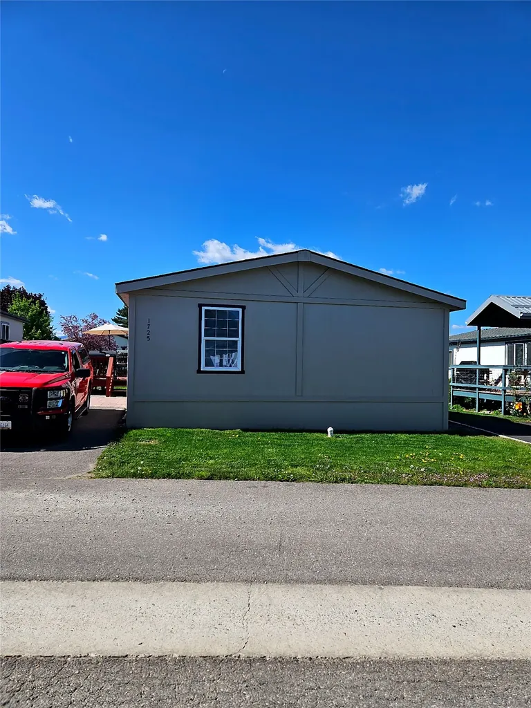 1725 Dukes Avenue Missoula MT 59808