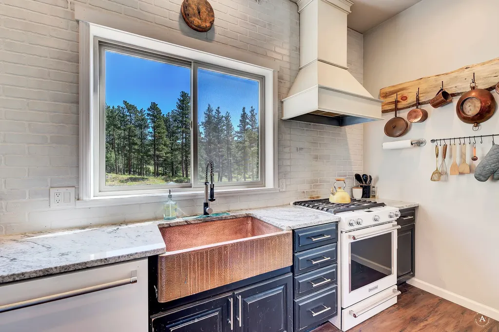 2848 Allen Gulch Road Wolf Creek MT 59648
