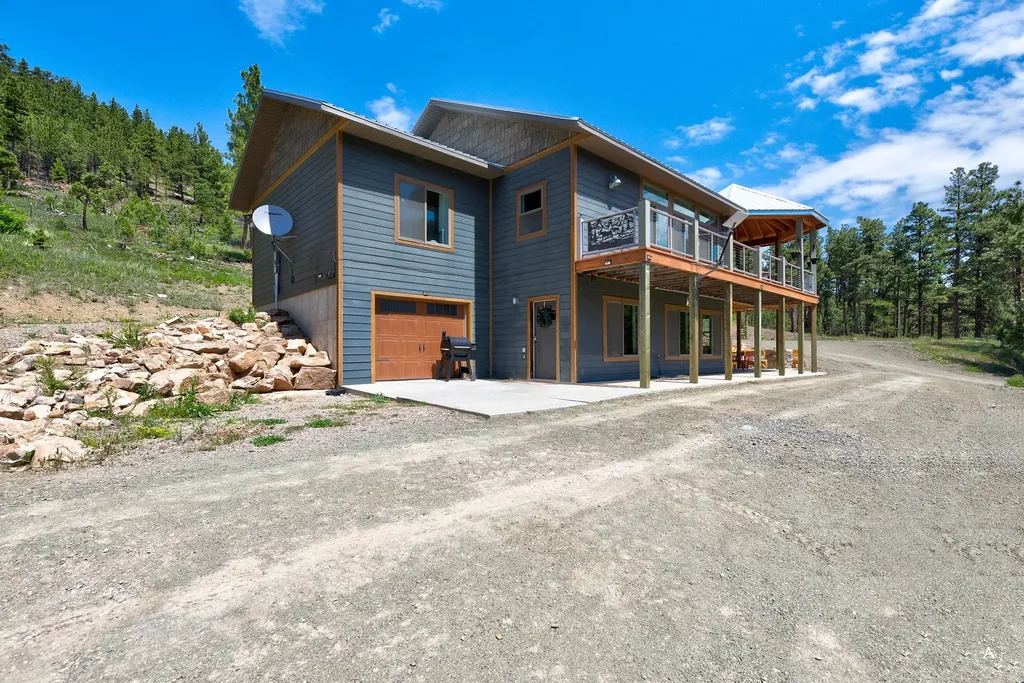 2848 Allen Gulch Road Wolf Creek MT 59648