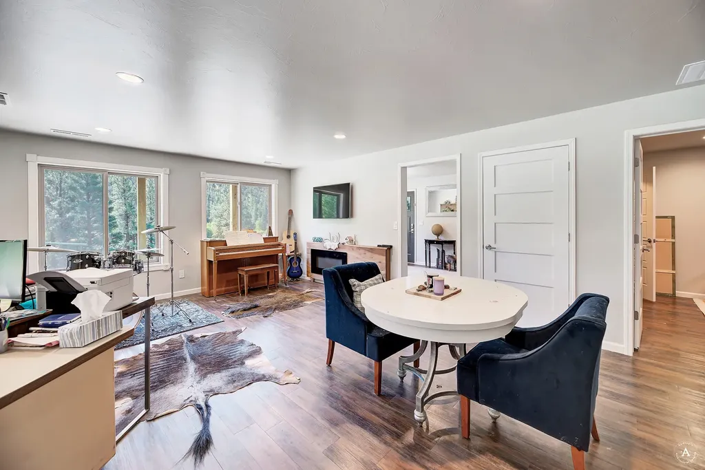 2848 Allen Gulch Road Wolf Creek MT 59648