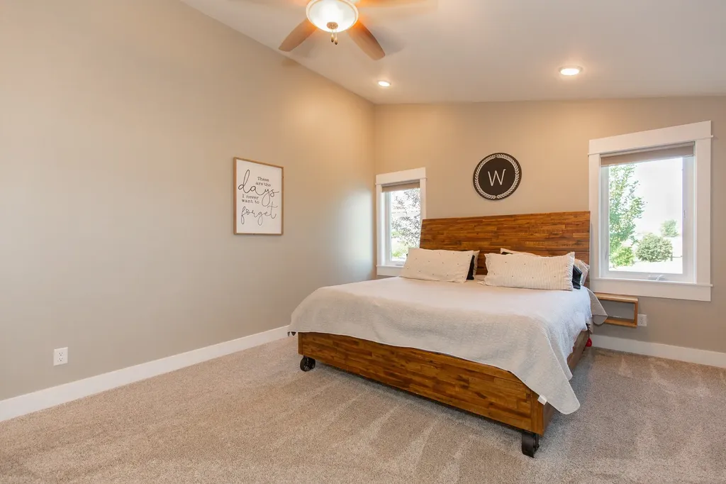 358 Pioneer Crossing Boulevard Manhattan MT 59741