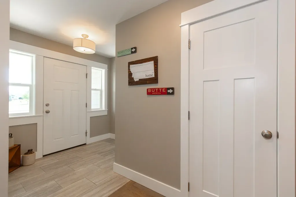 358 Pioneer Crossing Boulevard Manhattan MT 59741