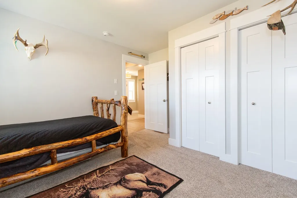 358 Pioneer Crossing Boulevard Manhattan MT 59741
