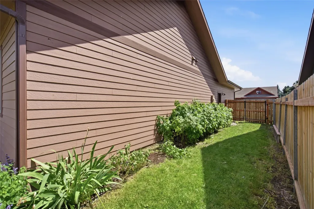 525 Star Lily Way Columbia Falls MT 59912