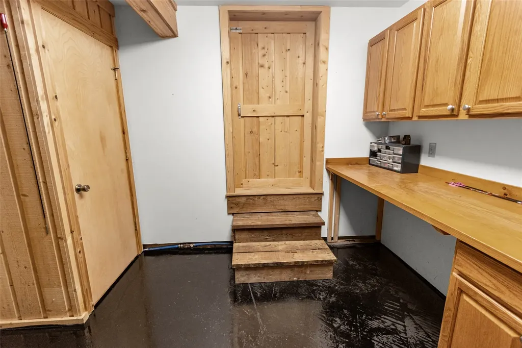 13034 Red Owl Trail Bigfork MT 59911