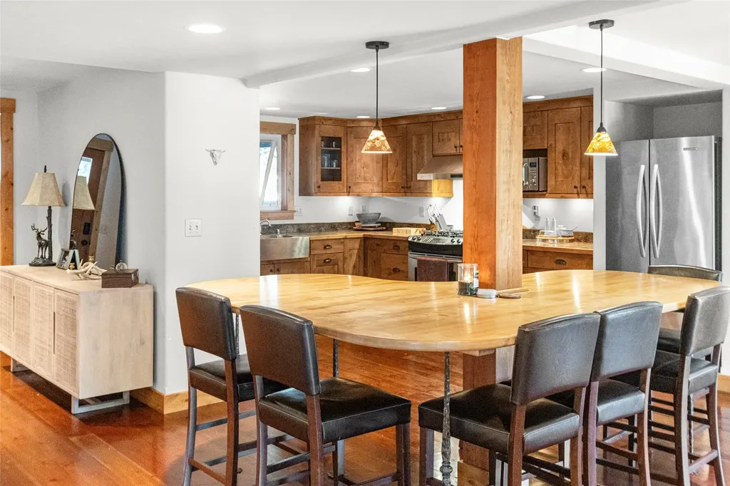 13034 Red Owl Trail Bigfork MT 59911