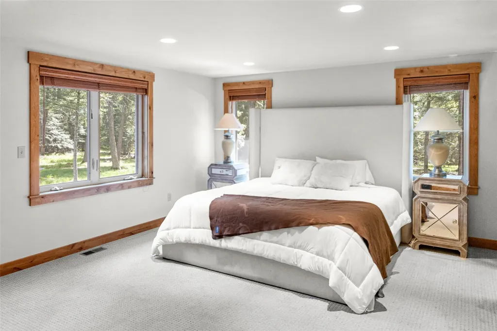 13034 Red Owl Trail Bigfork MT 59911