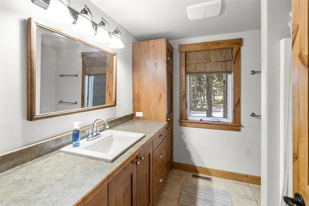 13034 Red Owl Trail Bigfork MT 59911