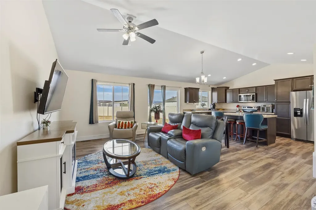378 Meadow View Loop East Helena MT 59635