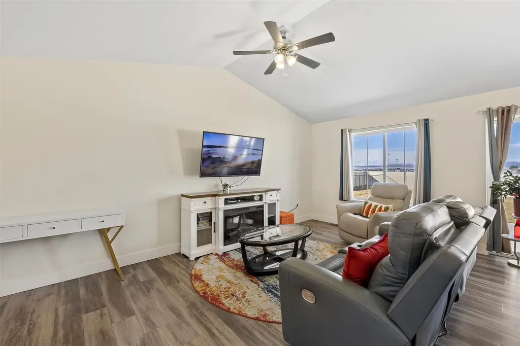 378 Meadow View Loop East Helena MT 59635