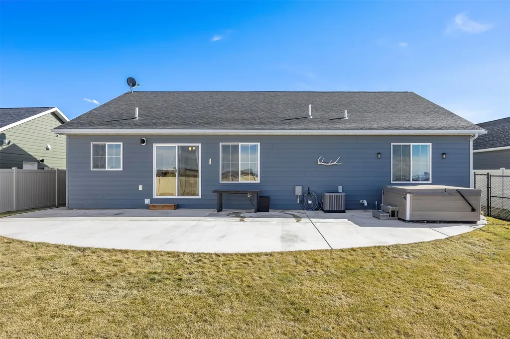 378 Meadow View Loop East Helena MT 59635