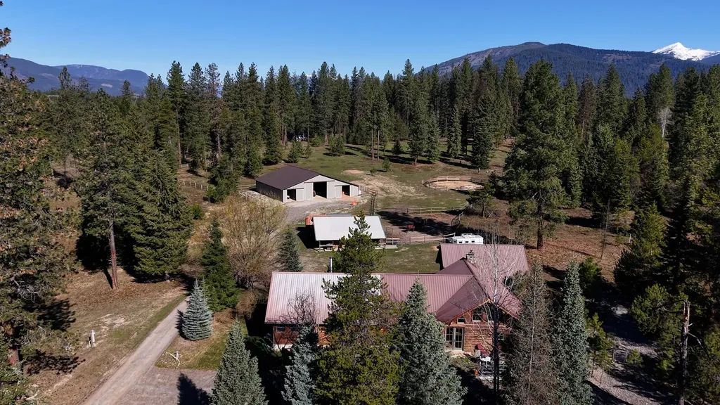 17 Mountain View Road Trout Creek MT 59874