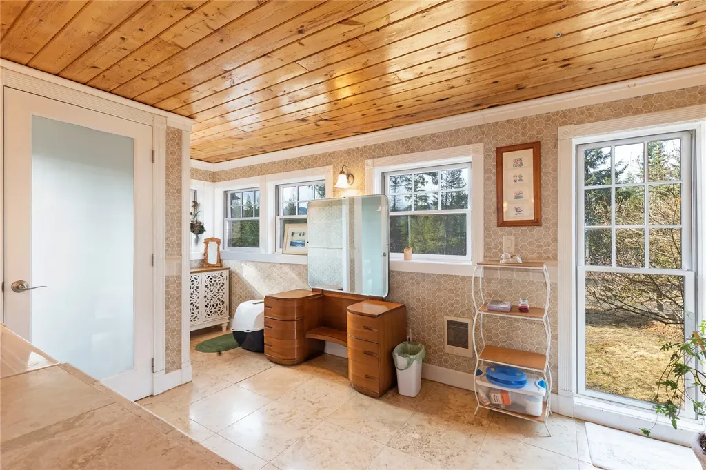 17 Mountain View Road Trout Creek MT 59874