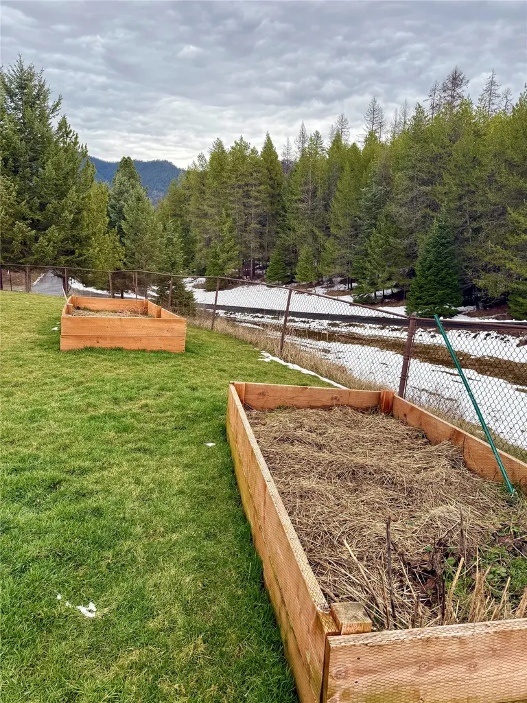 4176 Mount Highway 200 Trout Creek MT 59874
