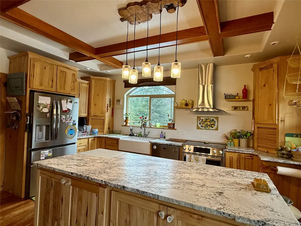 4176 Mount Highway 200 Trout Creek MT 59874