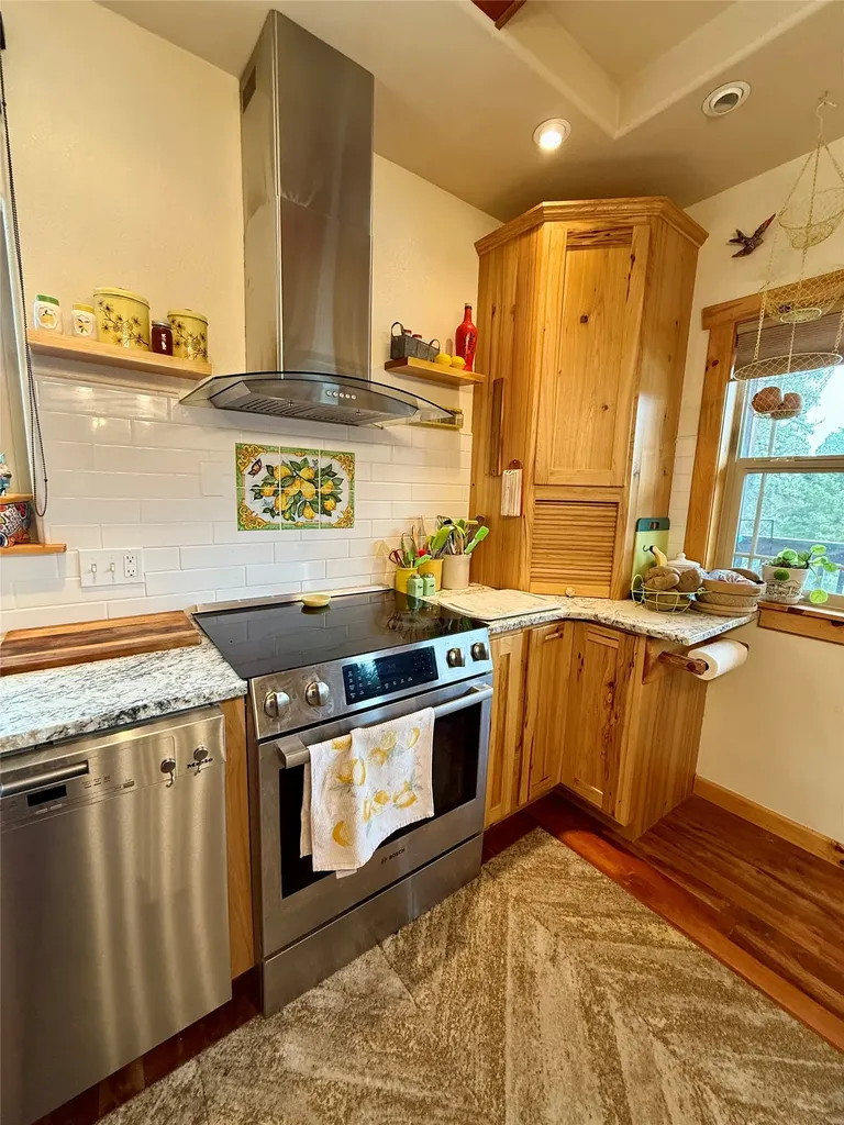 4176 Mount Highway 200 Trout Creek MT 59874