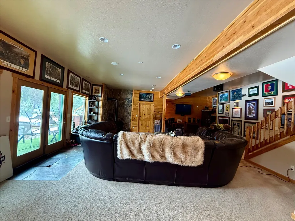 4176 Mount Highway 200 Trout Creek MT 59874