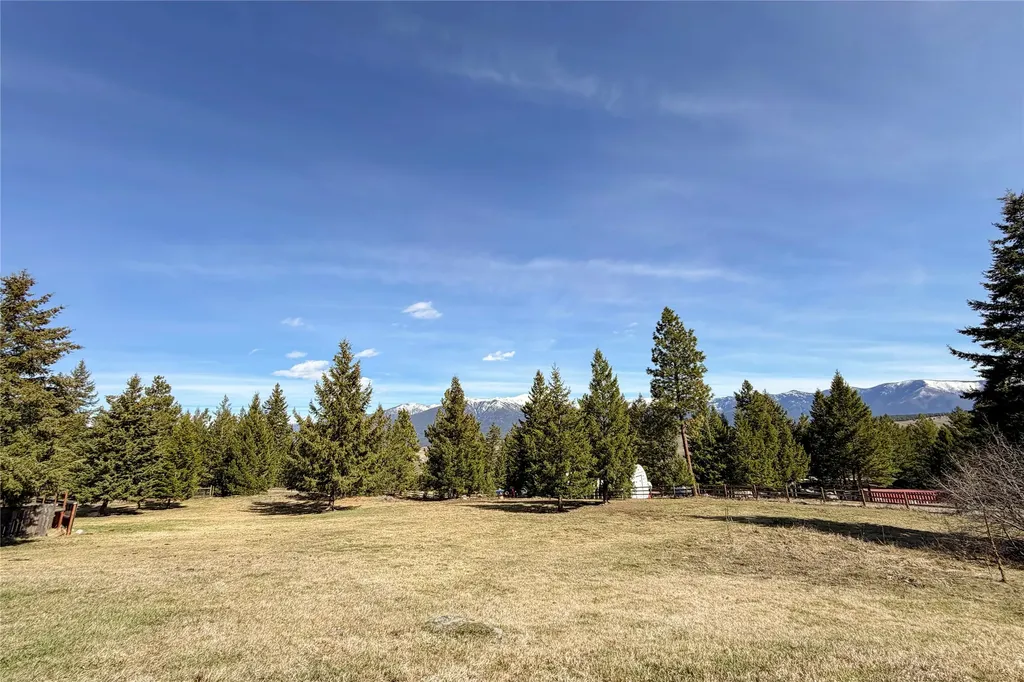 125 Mossy Rock Road N Eureka MT 59917