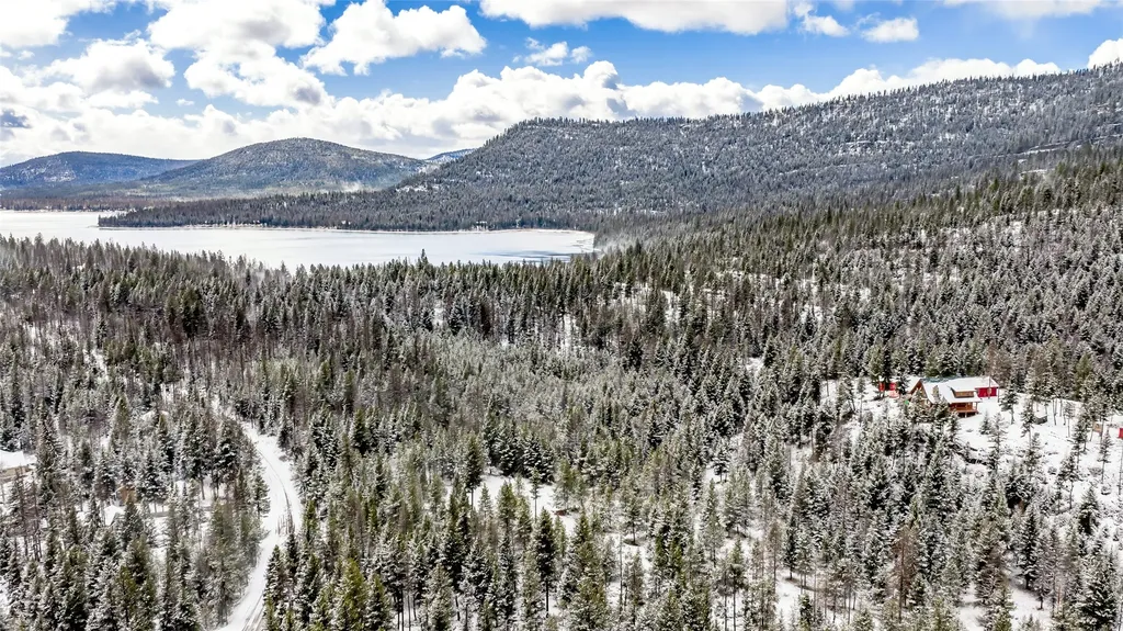 950 Lodgepole Drive Marion MT 59925