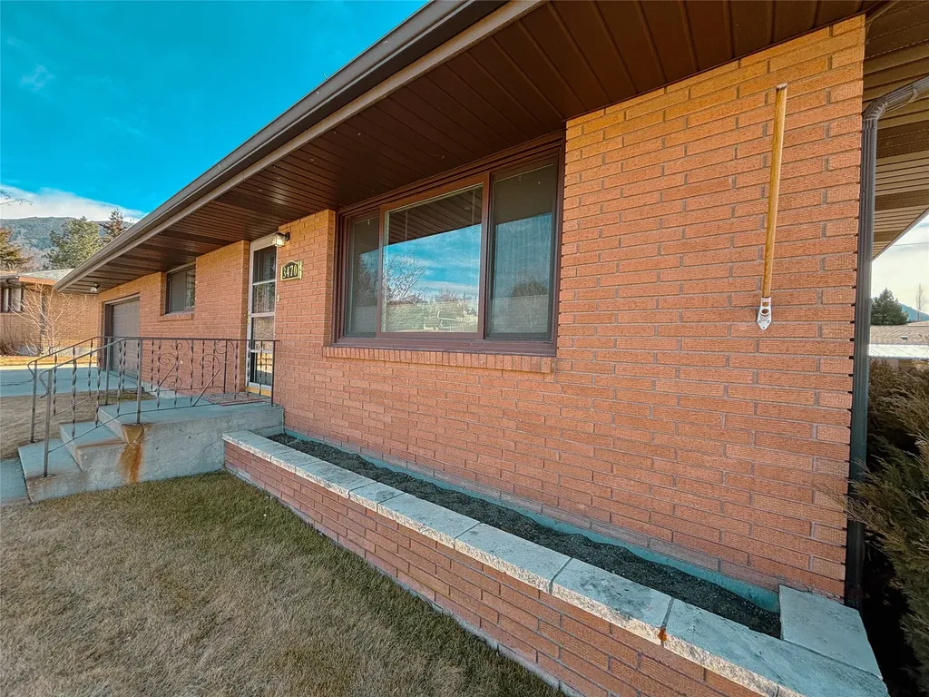 3470 S Hillcrest Drive Butte MT 59701