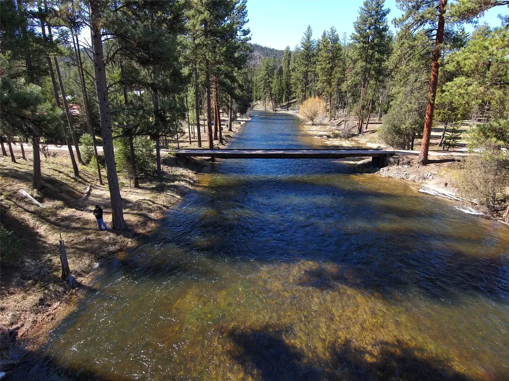 230 W Wagon Wheel Court Seeley Lake MT 59868