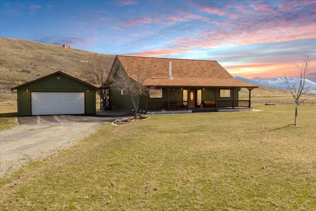 996 Airport Road Eureka MT 59917