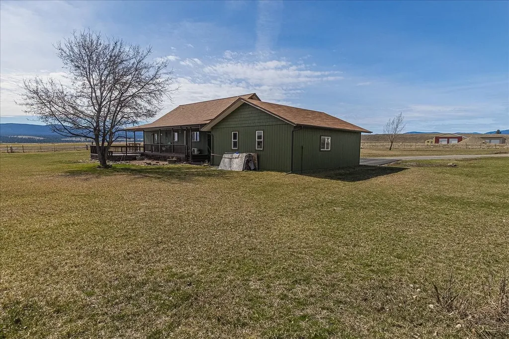 996 Airport Road Eureka MT 59917