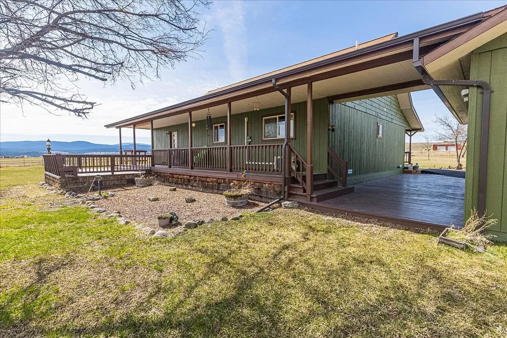 996 Airport Road Eureka MT 59917