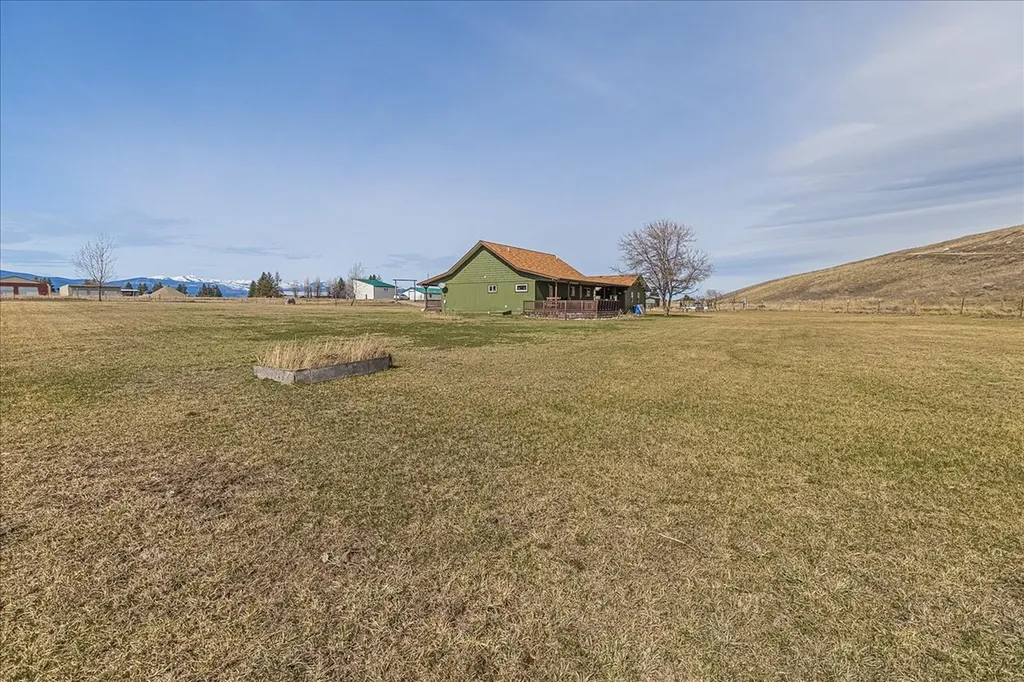 996 Airport Road Eureka MT 59917