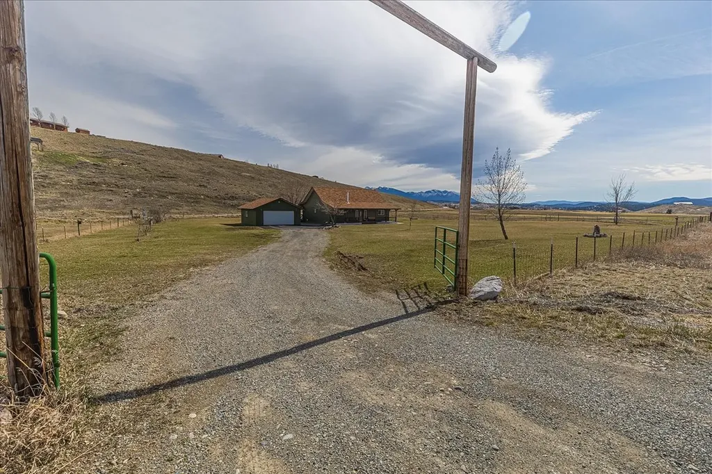 996 Airport Road Eureka MT 59917