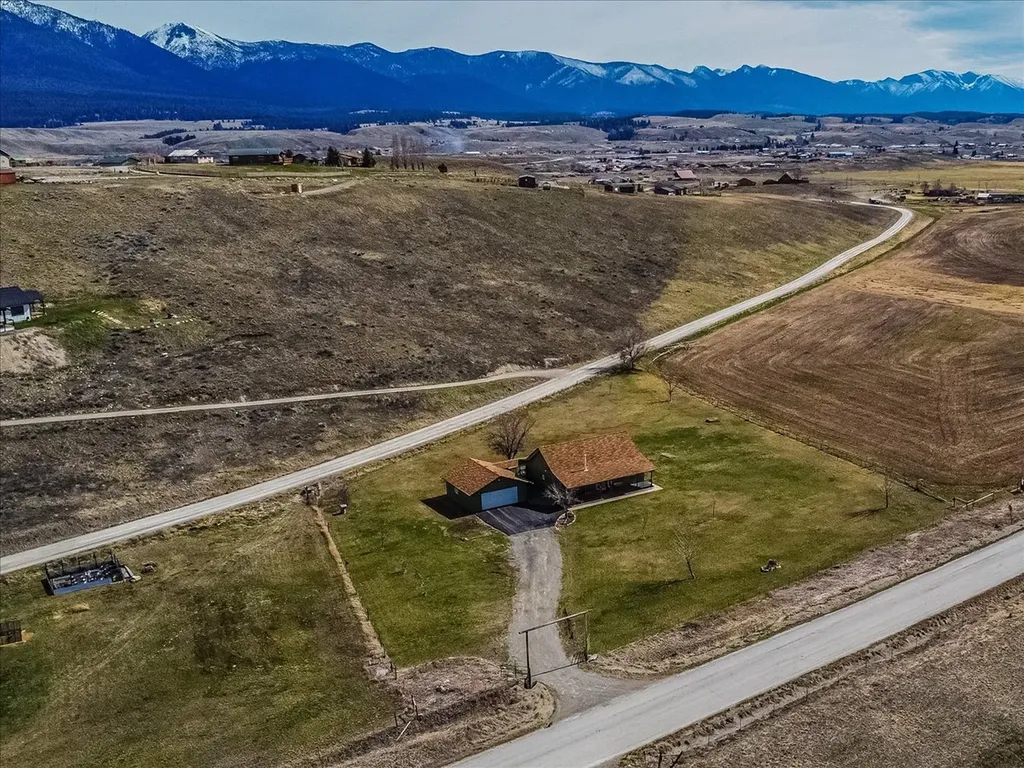 996 Airport Road Eureka MT 59917