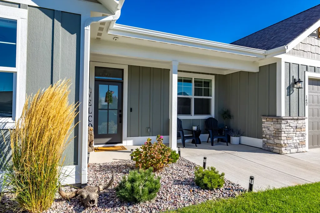 142 Sage Grouse Way Kalispell MT 59901