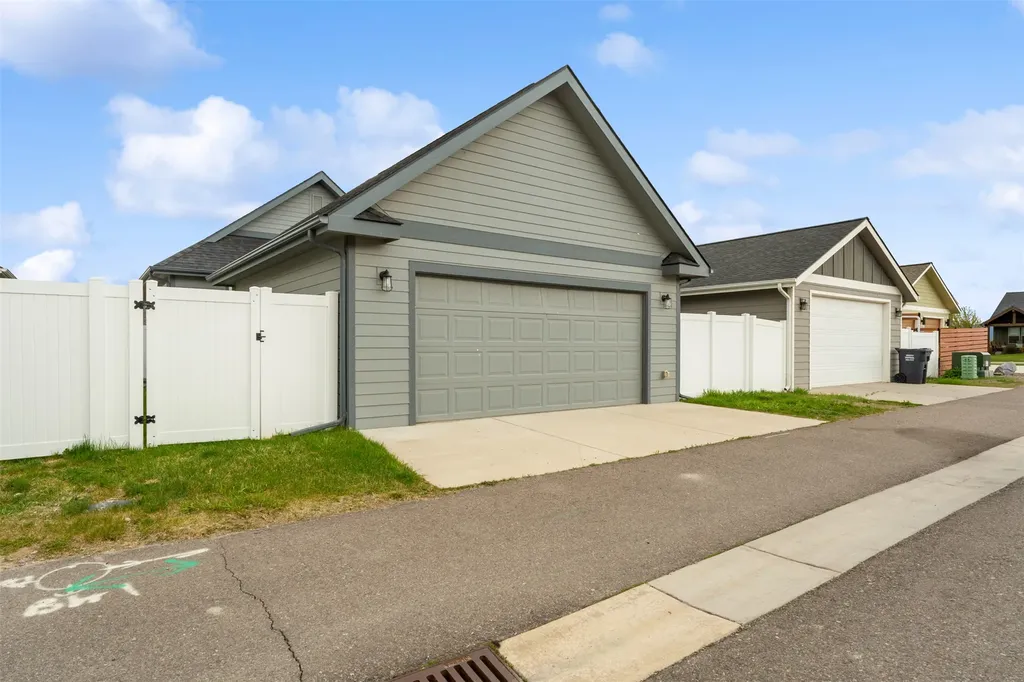 2421 Half Hitch Drive Missoula MT 59808