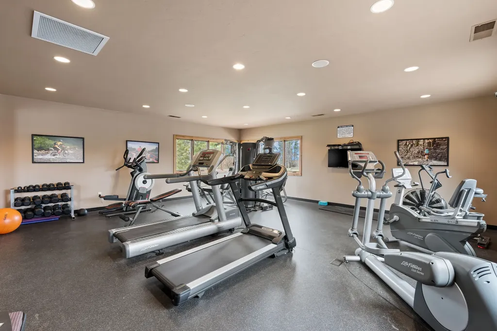 145 Silvertip Trail Kalispell MT 59901