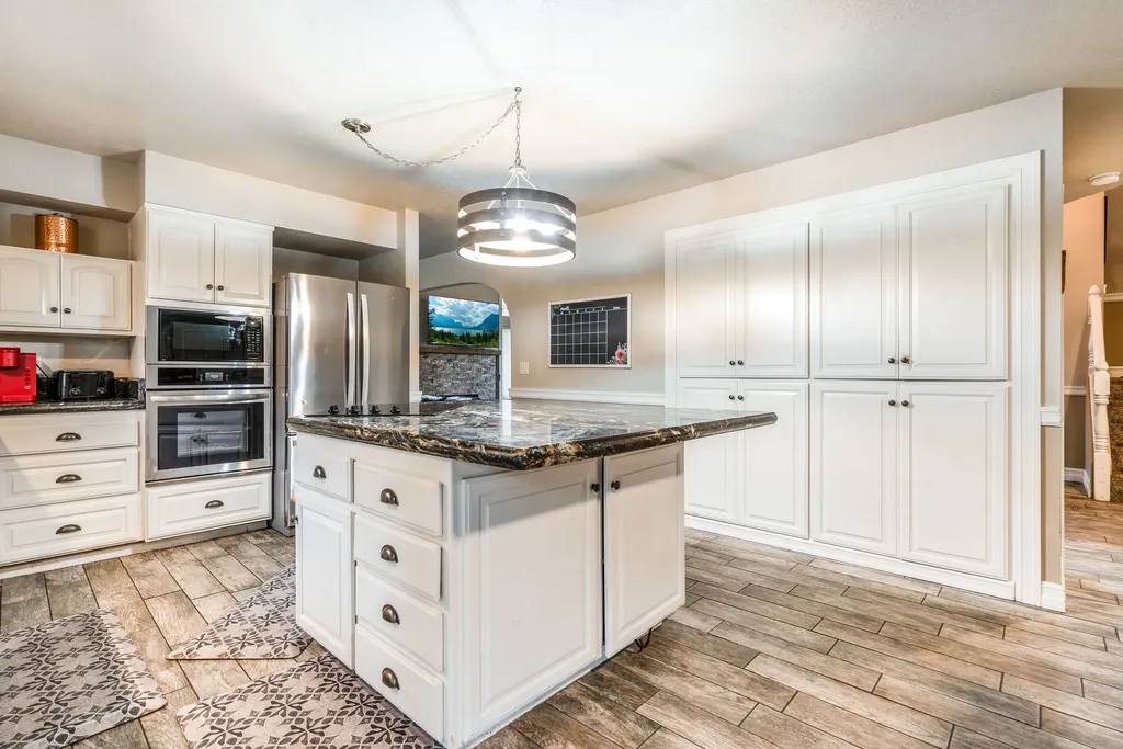 163 Crestview Drive Bigfork MT 59911