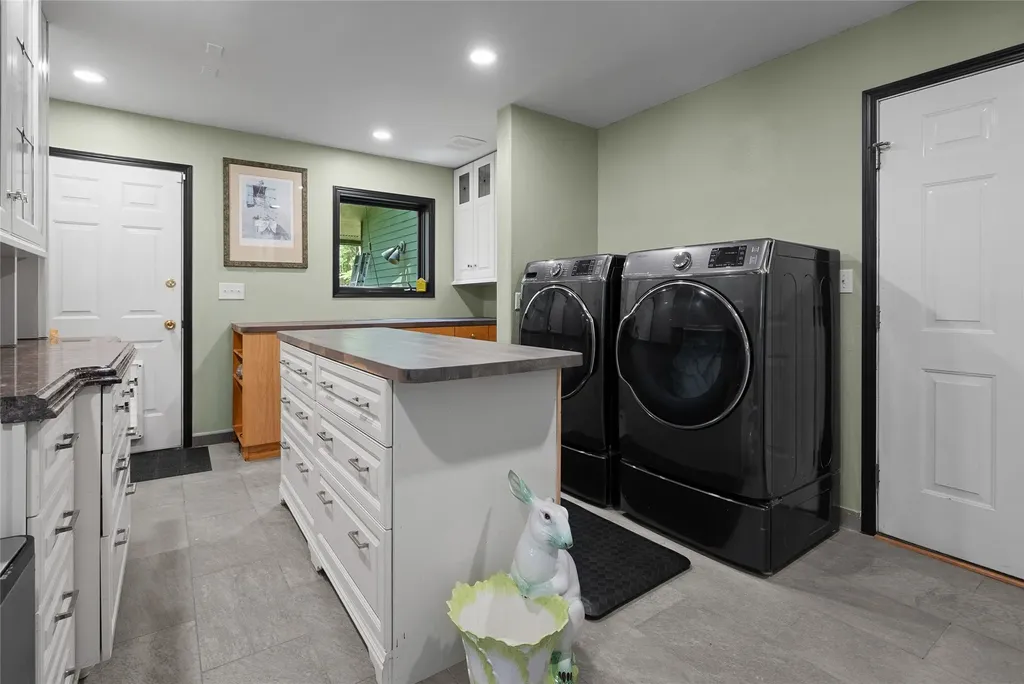 1980 E Lakeshore Drive Whitefish MT 59937