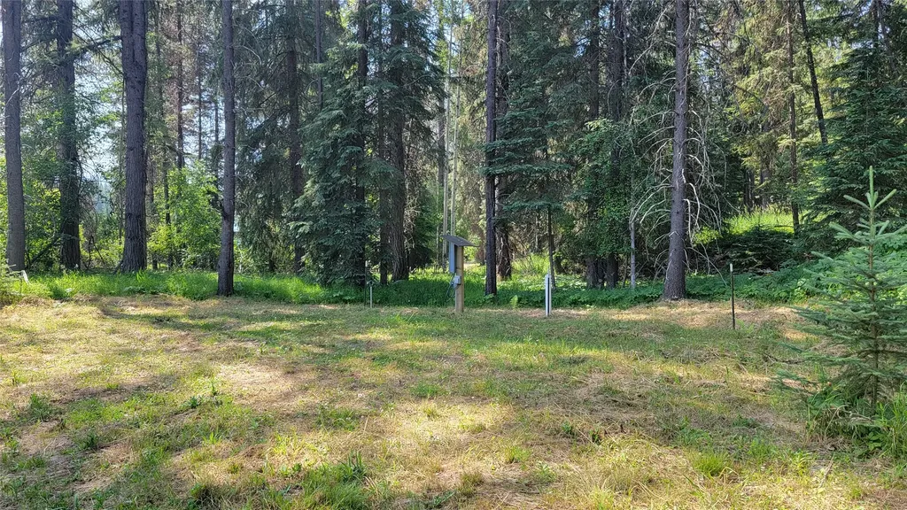 1442 & 1426 River View Drive Yaak MT 59935