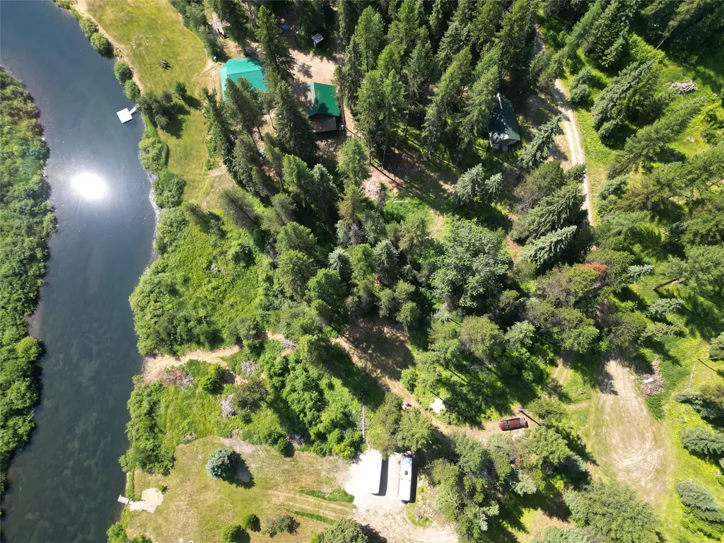 1442 & 1426 River View Drive Yaak MT 59935