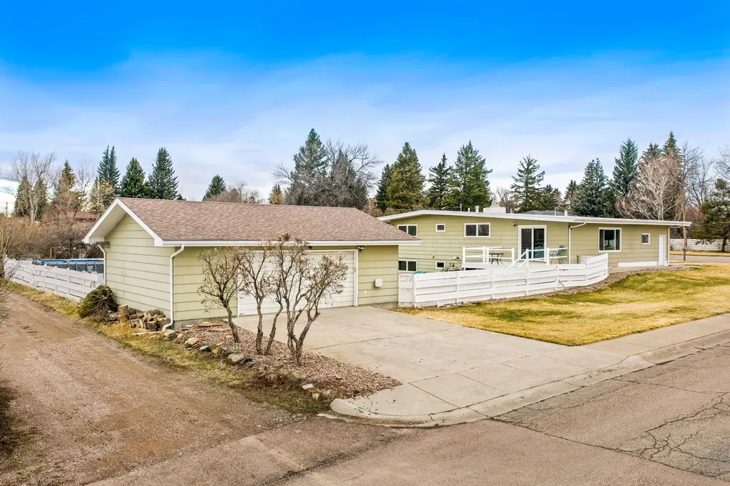 3456 13th Avenue S Great Falls MT 59405
