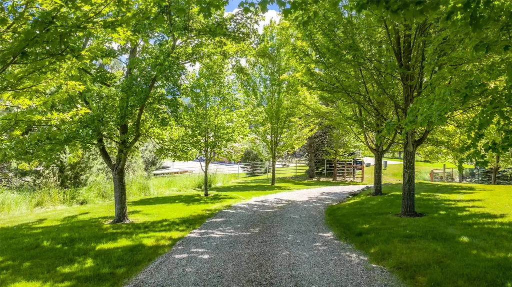 182 Moondance Trail Bigfork MT 59911