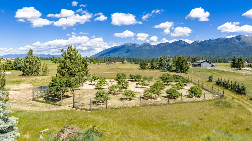 182 Moondance Trail Bigfork MT 59911
