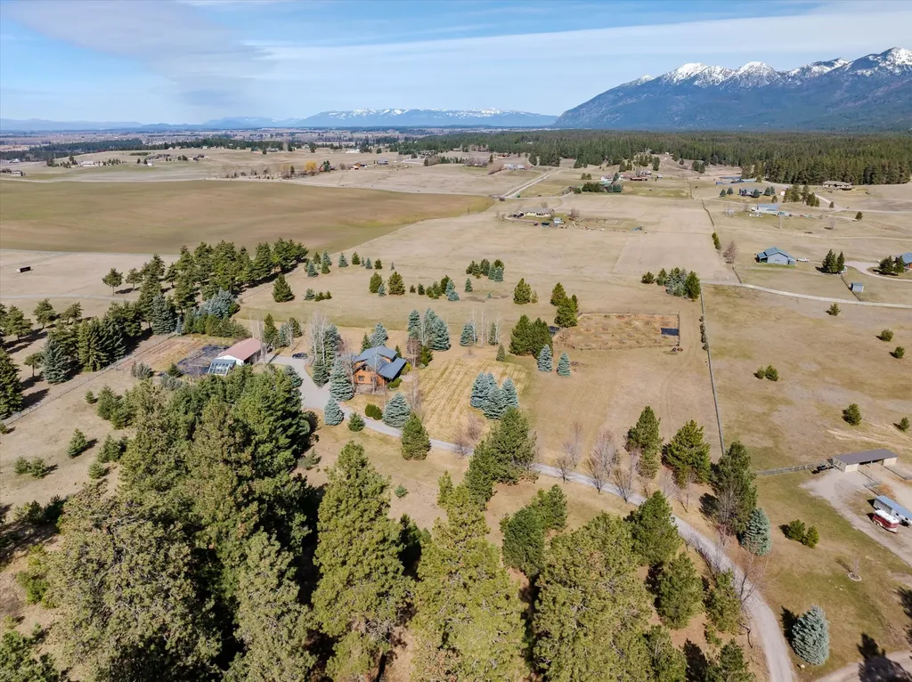 182 Moondance Trail Bigfork MT 59911