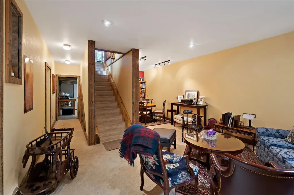 182 Moondance Trail Bigfork MT 59911