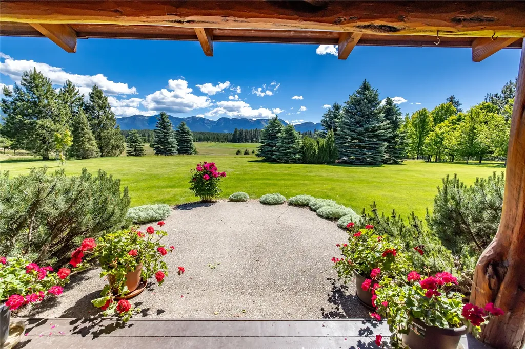 182 Moondance Trail Bigfork MT 59911