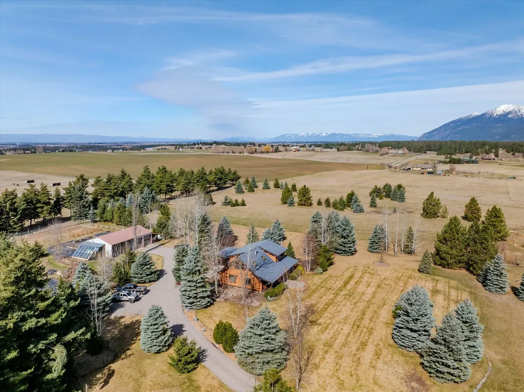 182 Moondance Trail Bigfork MT 59911