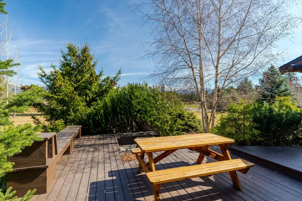 182 Moondance Trail Bigfork MT 59911