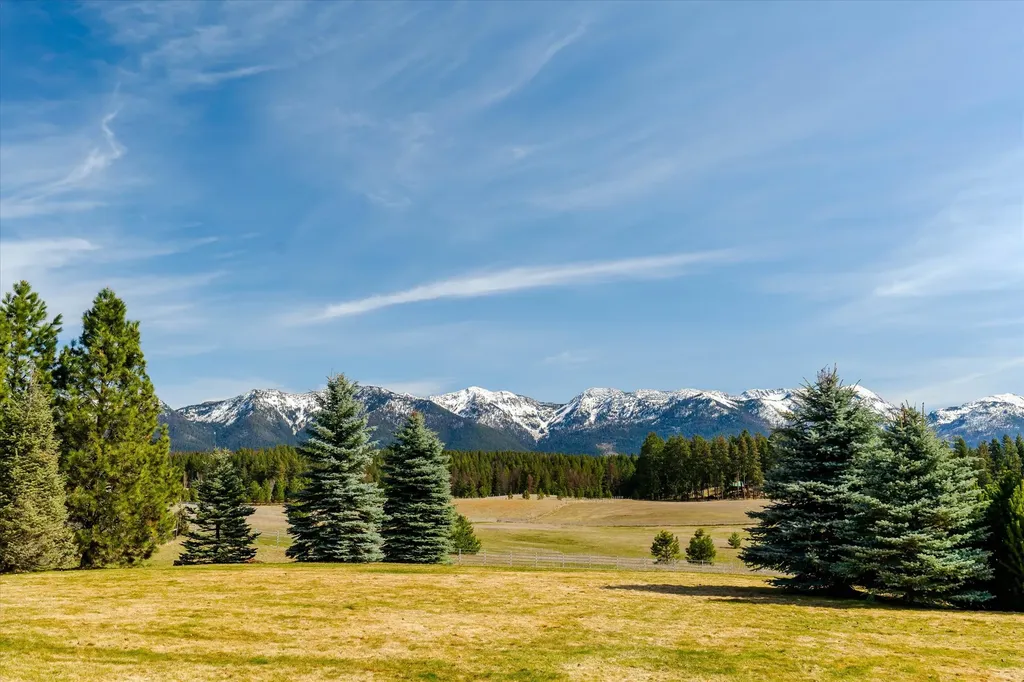 182 Moondance Trail Bigfork MT 59911