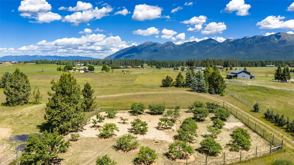 182 Moondance Trail Bigfork MT 59911