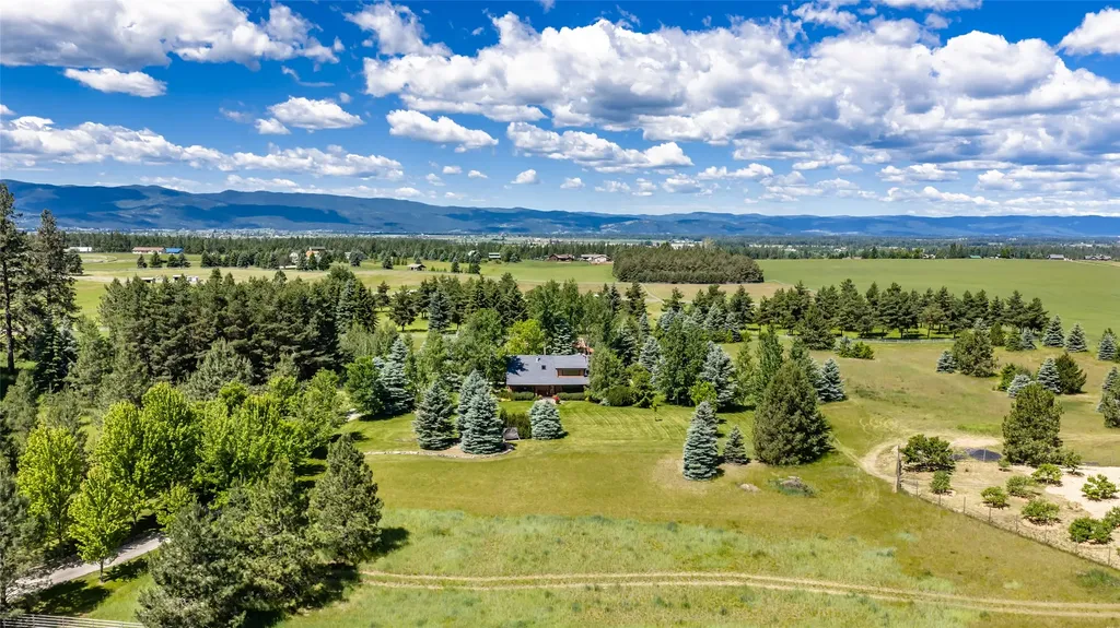182 Moondance Trail Bigfork MT 59911